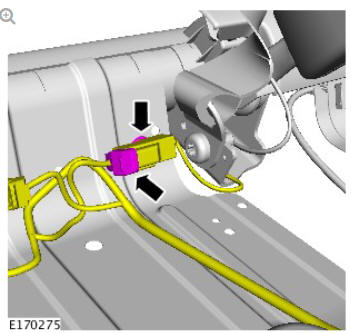 Rear center safety belt retractor (G1808246) - Removal