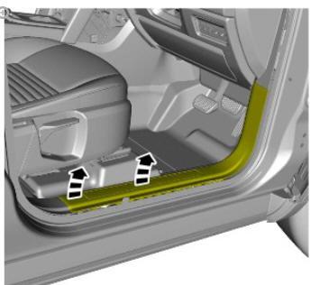 Interior trim and ornamentation 'B' pillar lower trim panel (G1785130) removal and installation