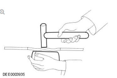 Fine straightening with an aluminum hammer and a universal dolly
