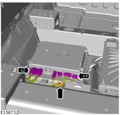 Parking Aid Parking Aid Camera Module (G1780353) / Removal and Installation