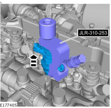 Fuel Charging and Controls - Ingenium i4 2.0l Diesel Fuel Injectors (G1875958) Removal and Installation